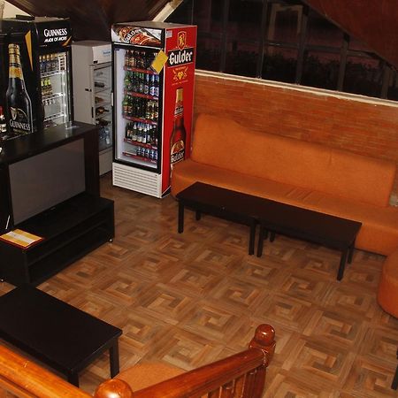 Crown Cottage Hotel Ikeja Zewnętrze zdjęcie